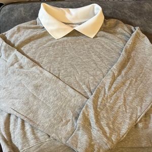 Grey sweater. Size M. Never worn.